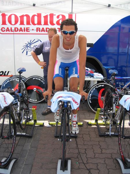 gal/Les_coureurs_au_depart_a_Strasbourg/Tour de France 2006 044.jpg